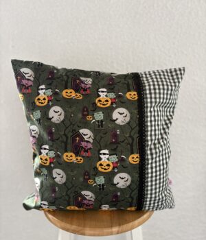 Poduszka halloweenowa z kratką vichy